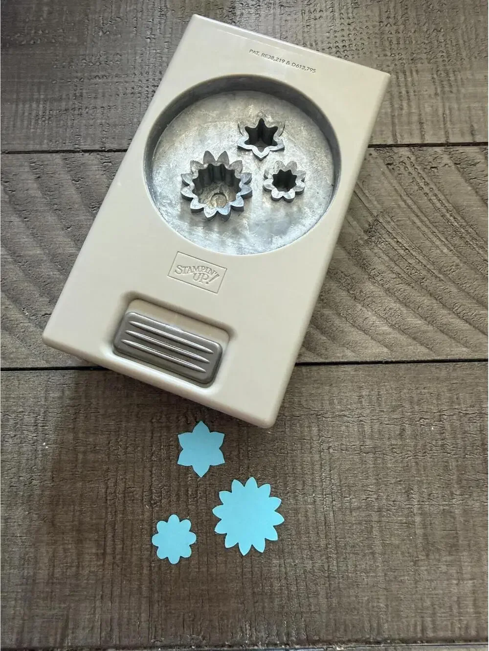Stampin’ Up Boho Blossom flower shape punch